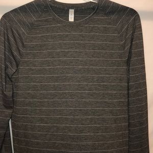 Lululemon athletica shirt